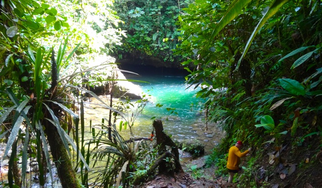 Cascada Lagoon Ecuador Trip