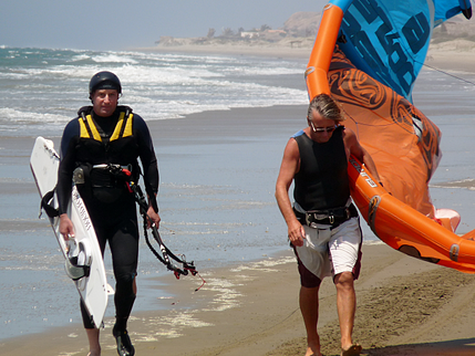 perukitecamp.com in mancora