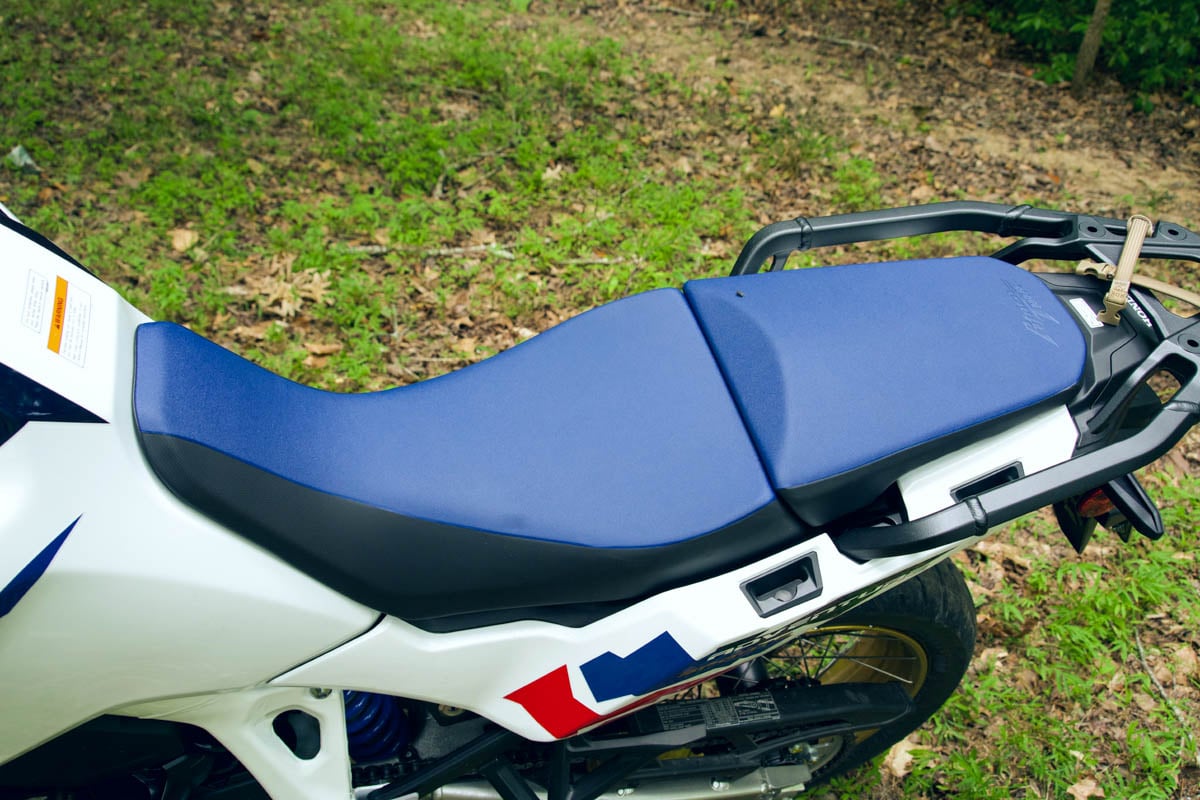 2024-honda-africa-twin-dct-seat-and-rack