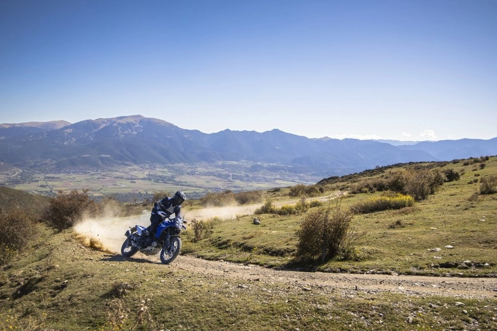 2025 Yamaha Tenere 700 action 7