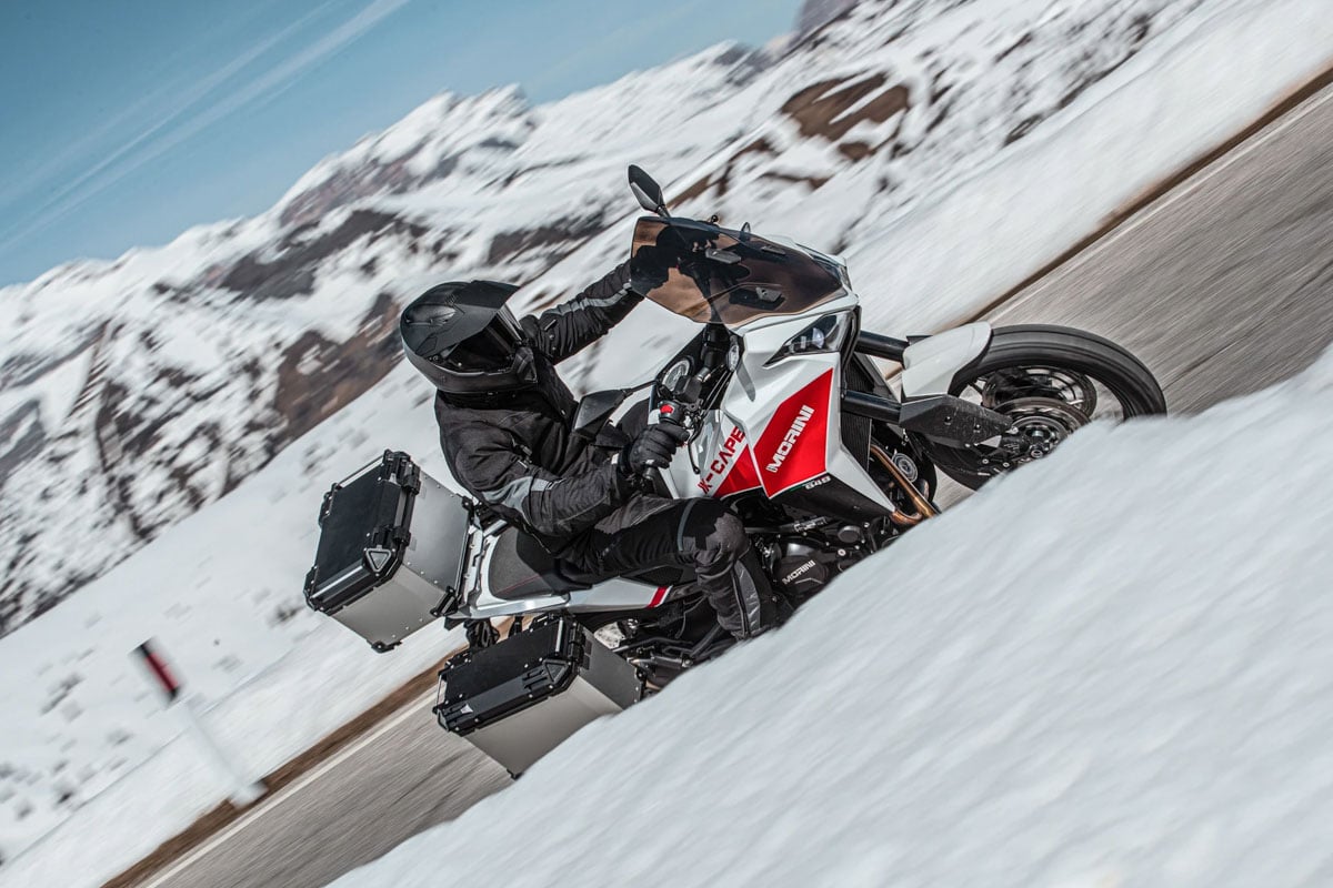 2025-moto-morini-x-cape-in-snow