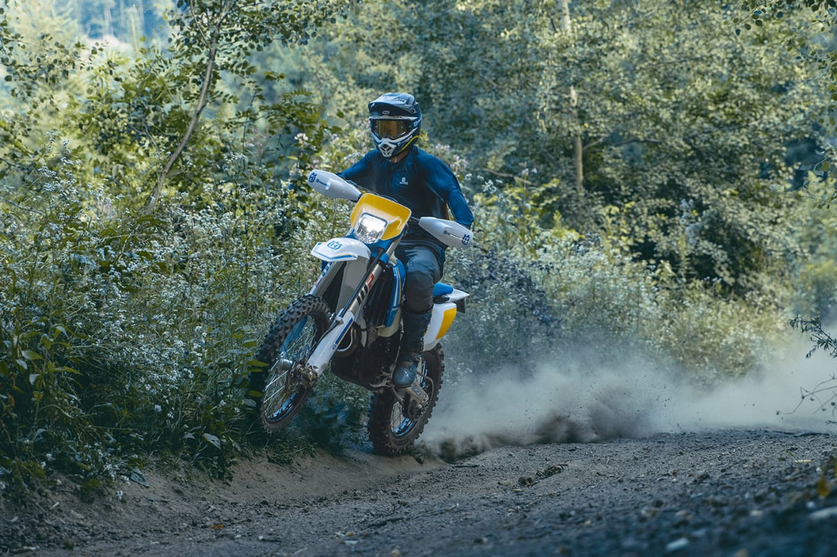 2026 husqvarna fe350s action 1