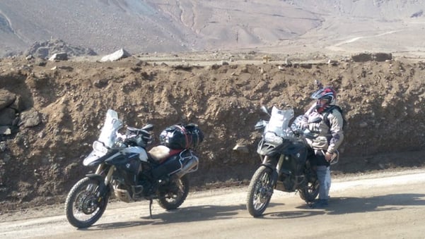 Motorcycles_Atacama.jpg