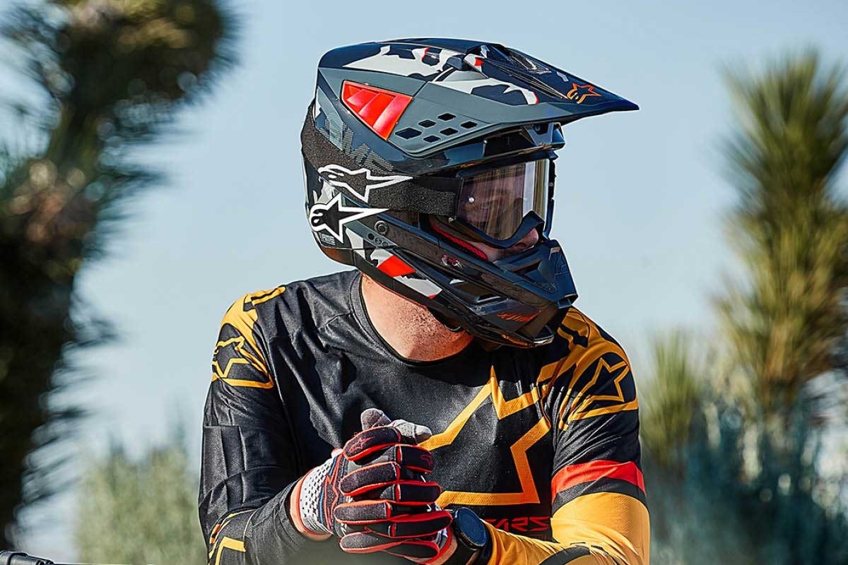 astars supertech m5 dirt helmet 1