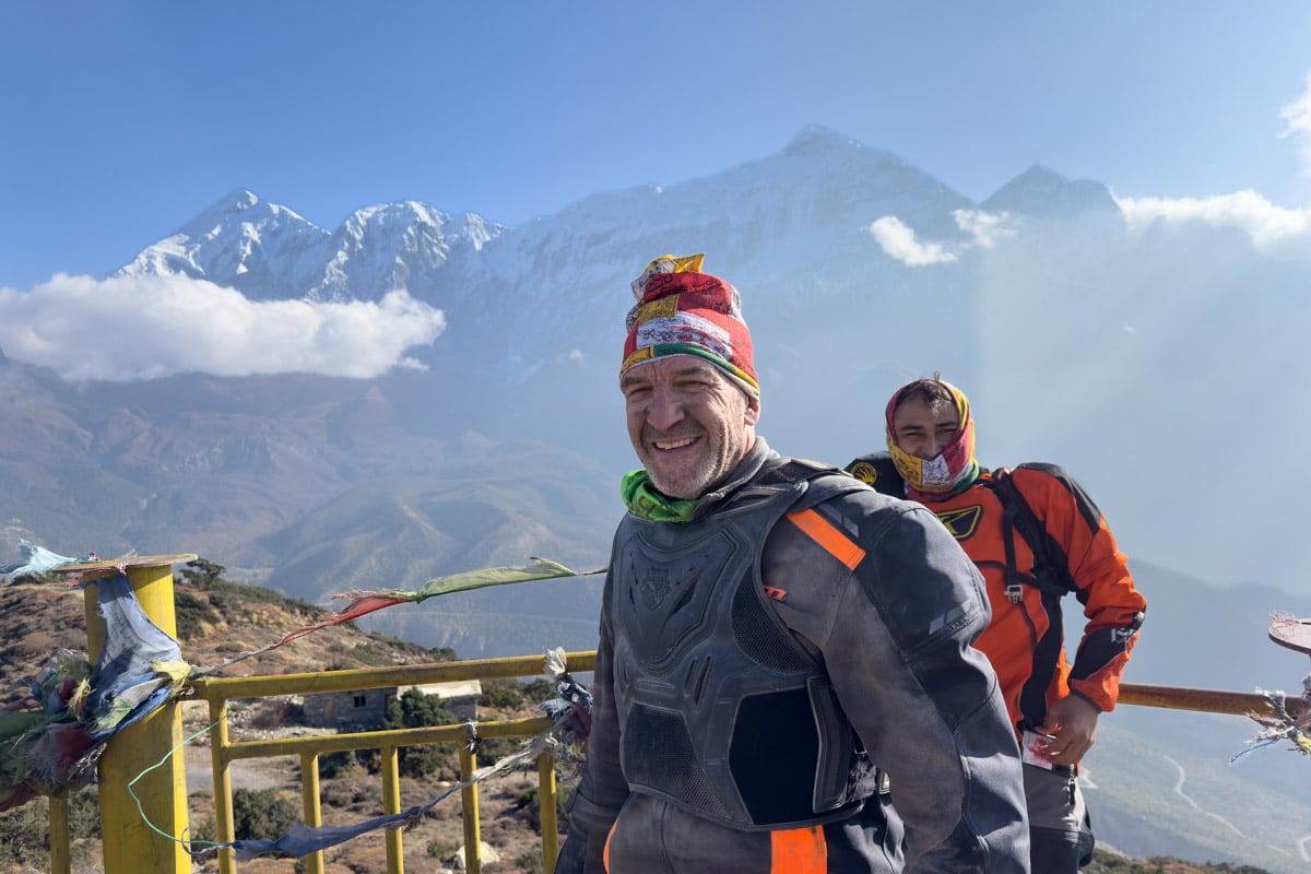 happy-customer-in-himalayas-nepal.jpg