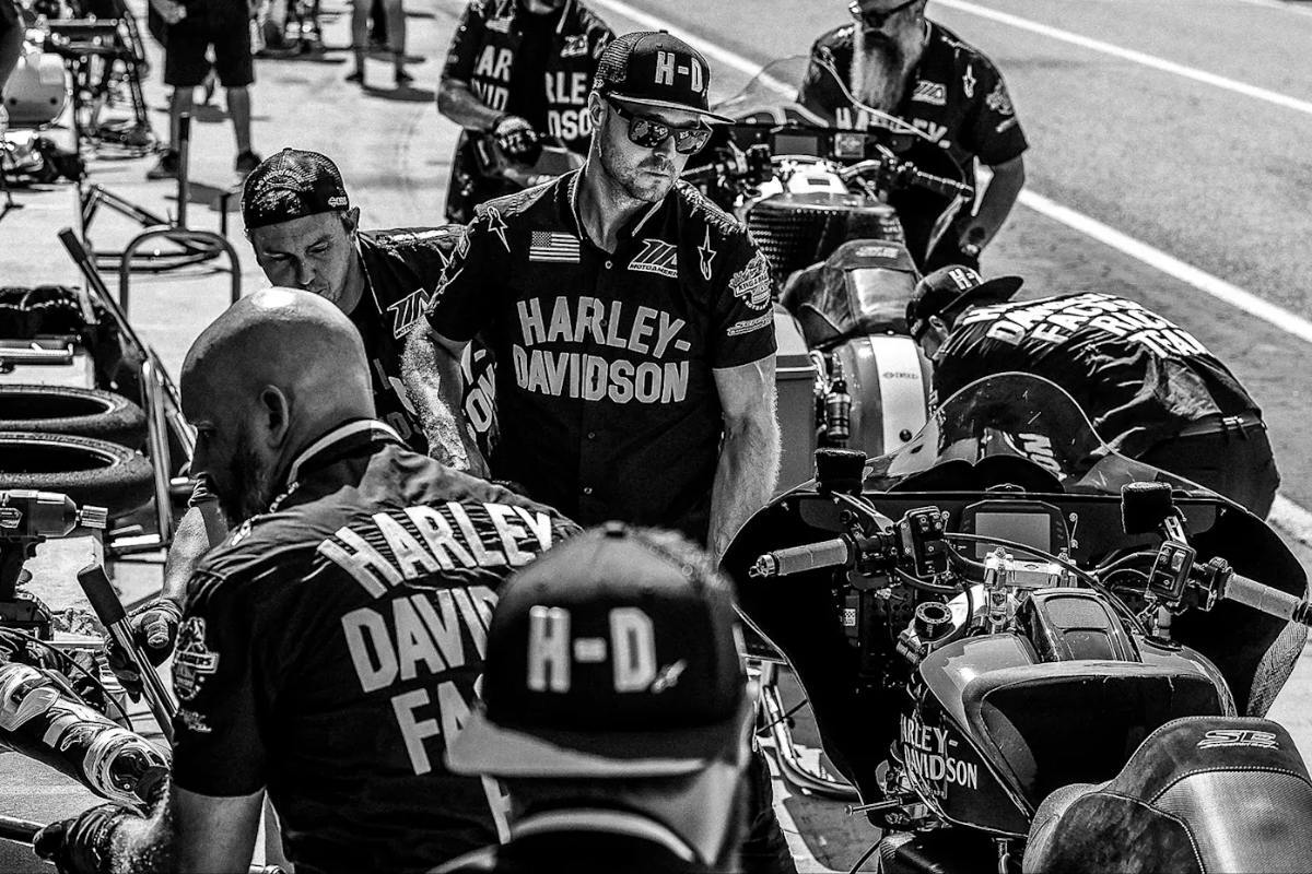harley davidson racing black and white 1