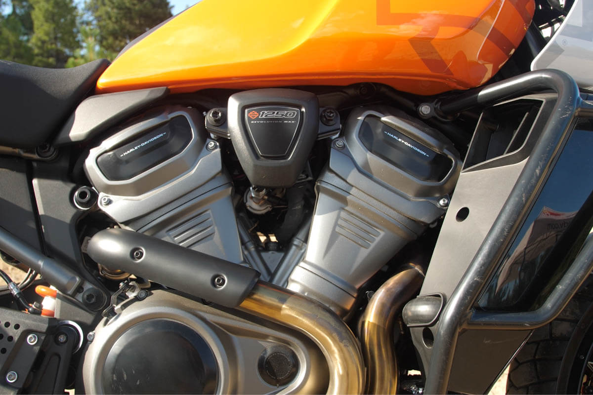 harley-davidson-pan-america-1250-v-twin-engine