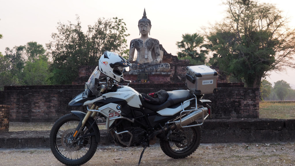 klim-krios-karbon-with-motorcycle-thailand