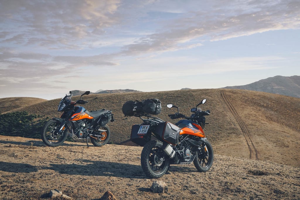 ktm-390-adventure-bikes-with-luggage