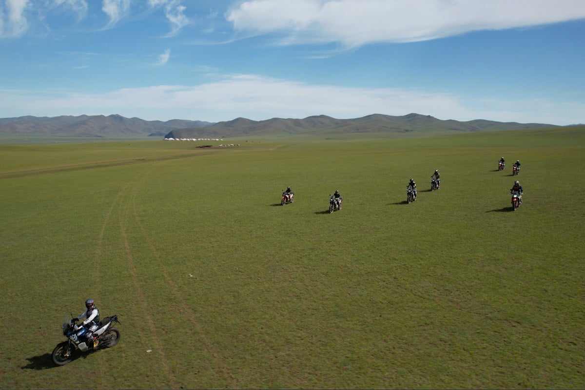 lush green endless landscapes in mongolia no track-1