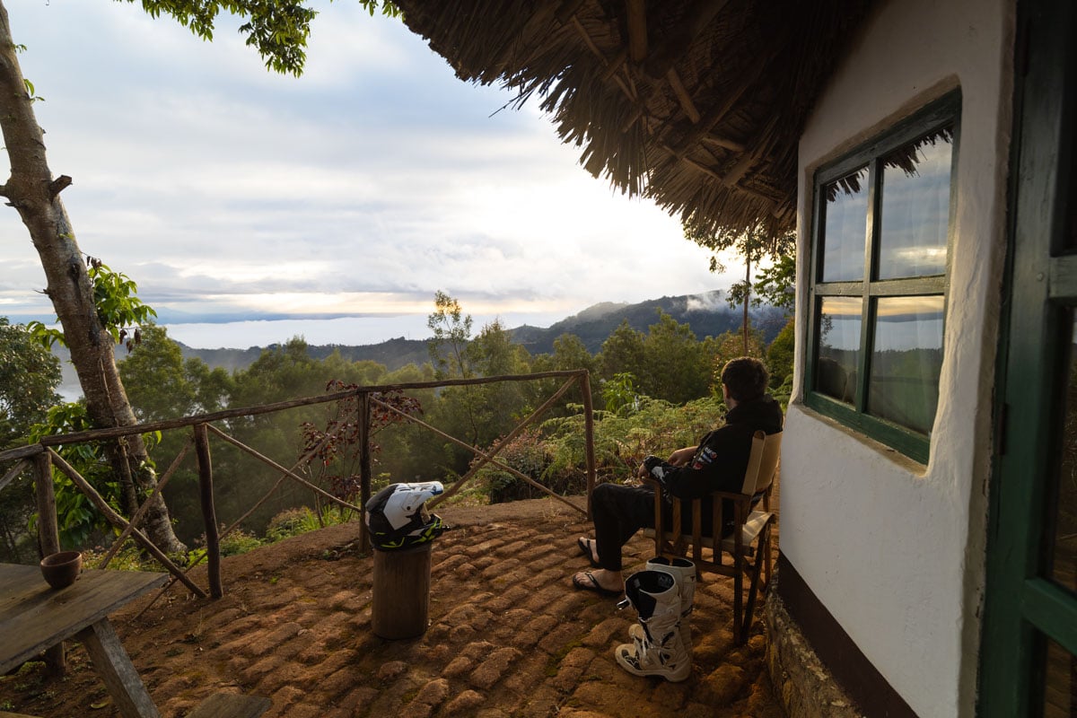 mambo-view-lodge-with-rider-resting-1