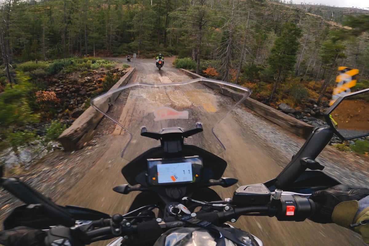 november-riding-wearing-badlands-gtx-waterproof-motorcycle-gloves