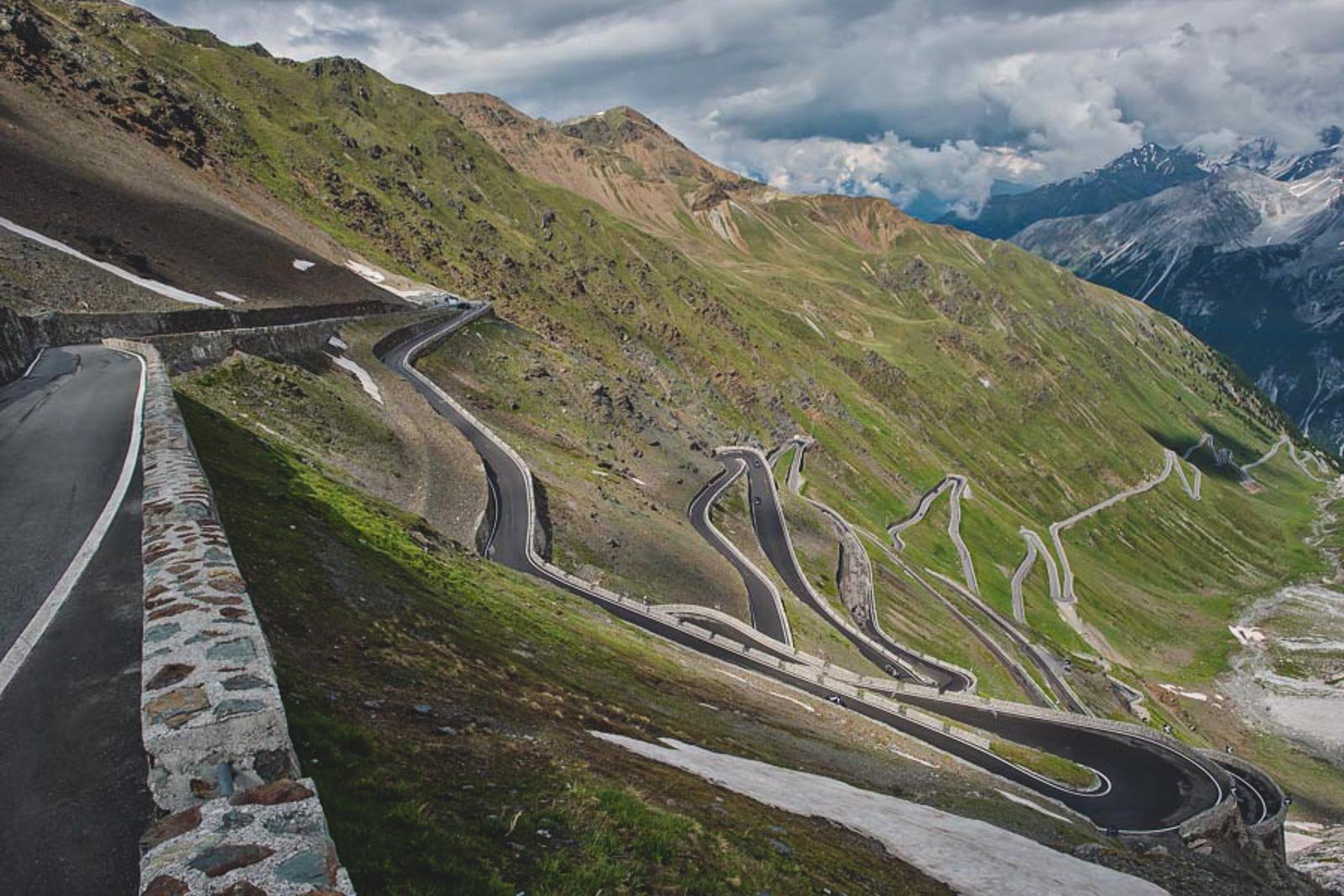 passo-stelvio-motorcycling-europe