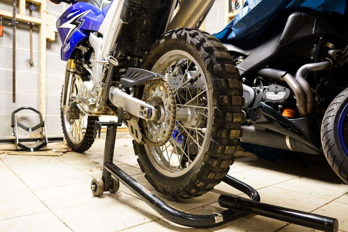rear-stand-for-lubing-motorcycle-chain