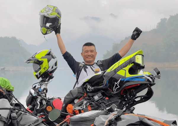 vietnam-motorcycle-tour-guide-Ngoc