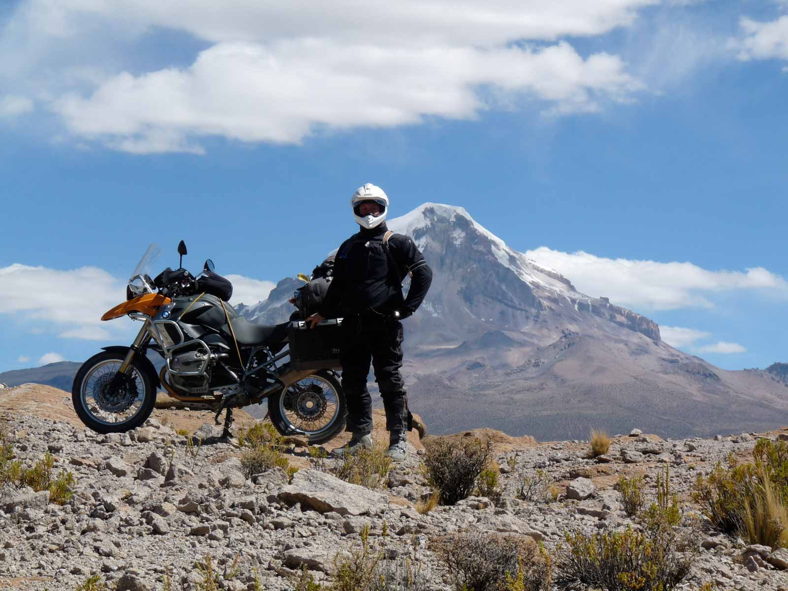 ride-adventures-in-bolivia-with-a-few-motorcycle-bags