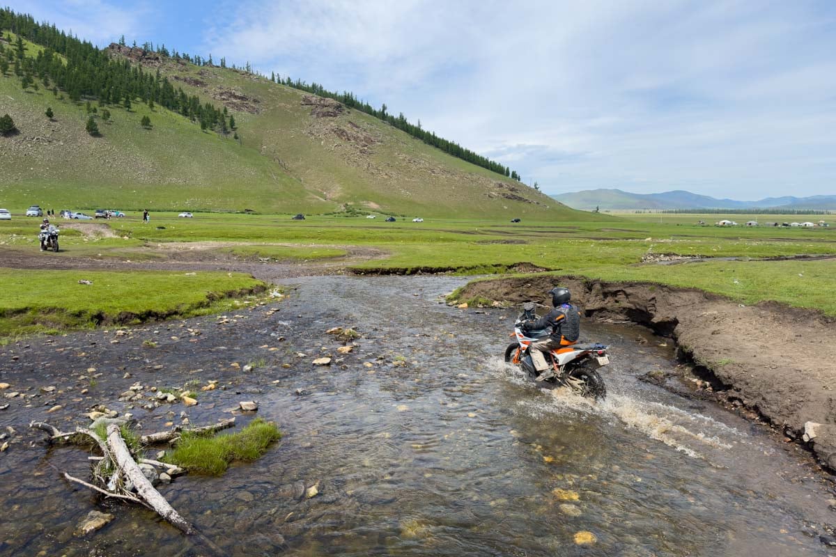 sam crossing the river in mongolia-1